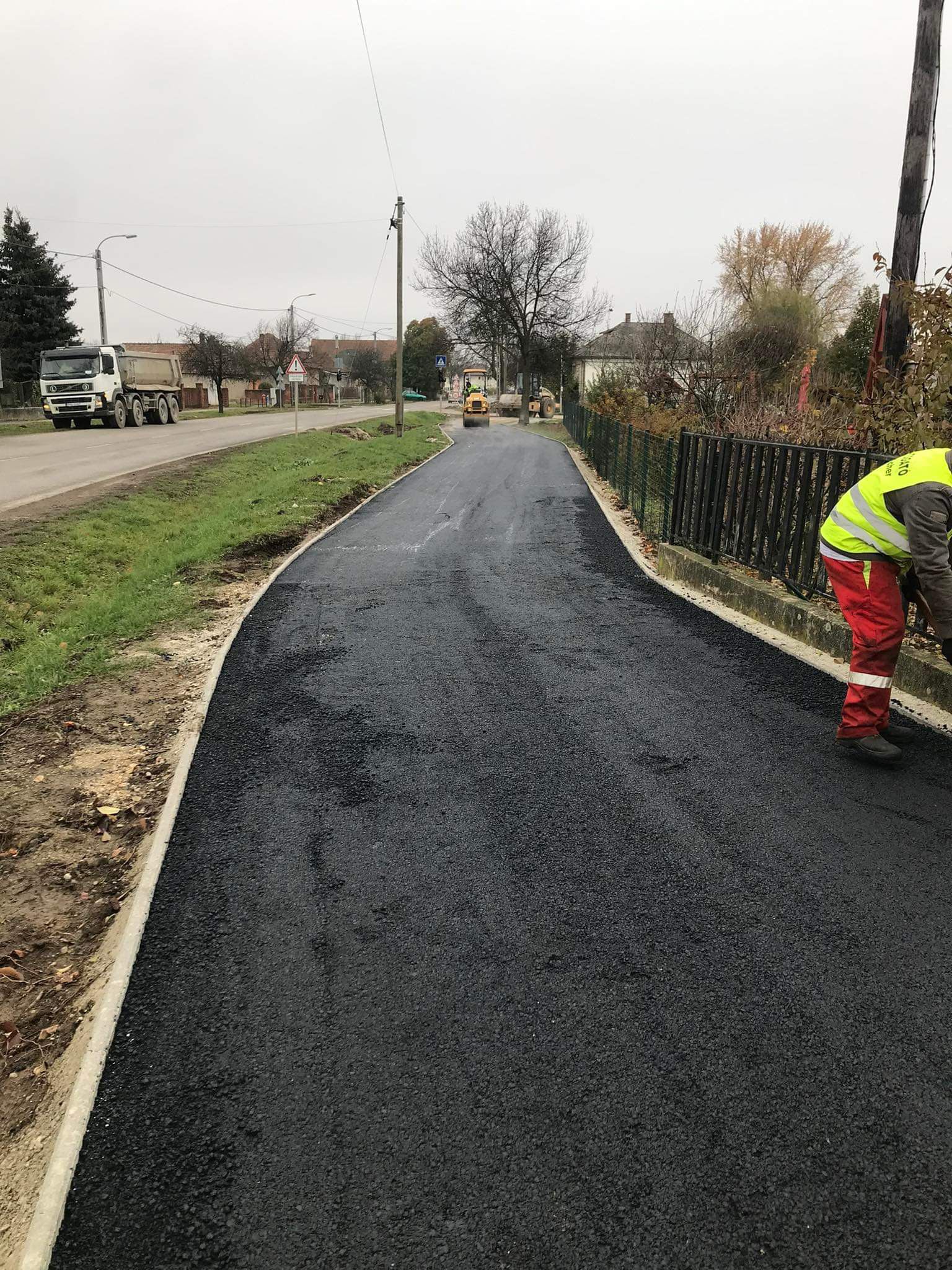 Lakóövezetű út – őszi teljes felújítás
